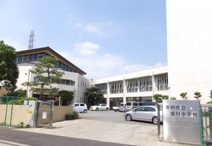 秦野市立堀川小学校
