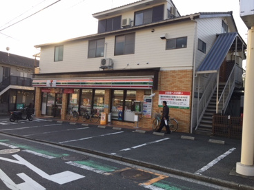 セブン‐イレブン 横浜寺前店の画像1
