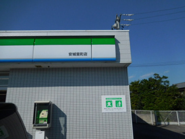 ファミリーマート安城里町店の画像2