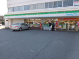 ファミリーマート新安城店