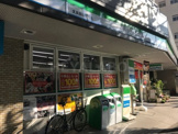 ファミリーマート文京白山駅前店