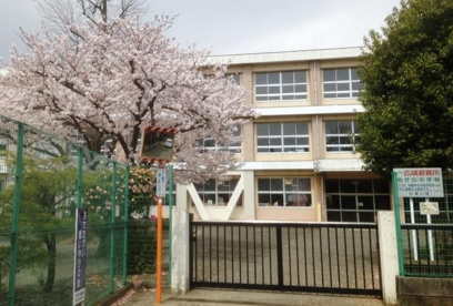 寒川町立旭が丘中学校の画像1