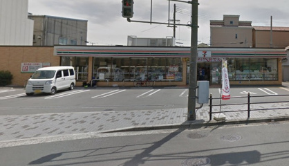 セブンイレブン大阪巽東4丁目店の画像1