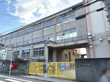 藤ノ森小学校の画像1