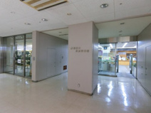 清瀬市立駅前図書館