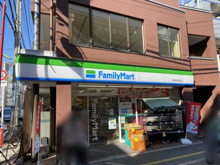 ファミリーマート松陰神社駅前店