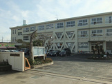 富山小学校