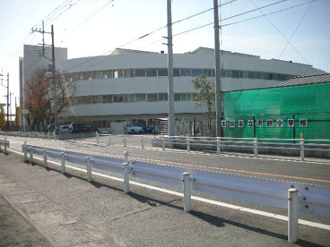沢野小学校の画像1