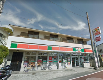 ファミリーマート 宮の坂店の画像1