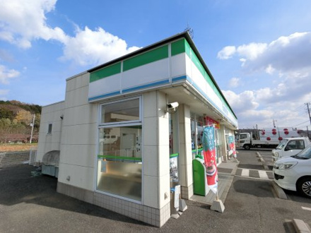 ファミリーマート市原山倉店