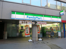 コンビニエンスストア ファミリーマート青山オーバルビル店
