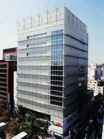 アジトオブスクラップ心斎橋OPAの画像1