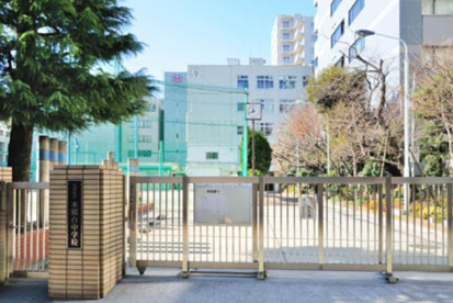 文京区立本郷台中学校の画像1