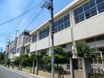 世田谷区立松沢中学校の画像1
