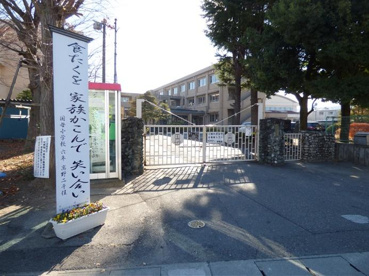 甲府市立国母小学校の画像1