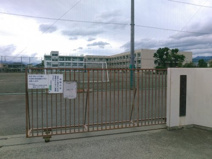 甲府市立南西中学校
