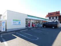 ファミリーマート宝一丁目店