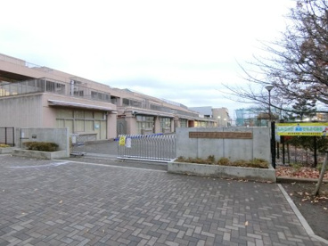 武里南小学校の画像1