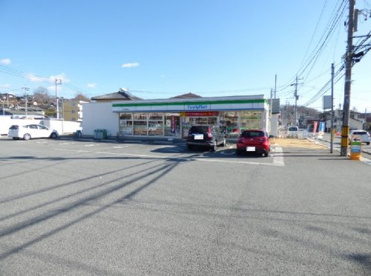 ファミリーマート甲斐双葉塩崎店の画像2