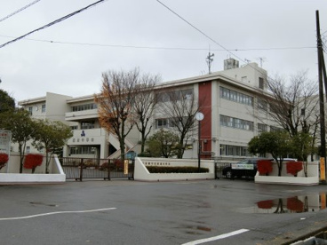 飯沼中学校の画像1