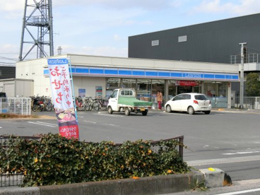 ローソン北春日部駅東口店の画像1