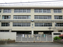 世田谷区立上祖師谷中学校