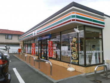 セブン-イレブン甲斐富竹新田店の画像1