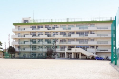 さいたま市立 白幡中学校の画像1
