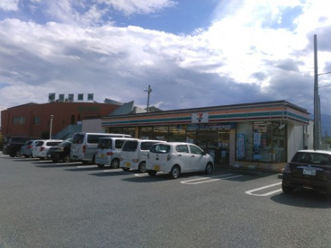セブン-イレブン甲斐西八幡店の画像1