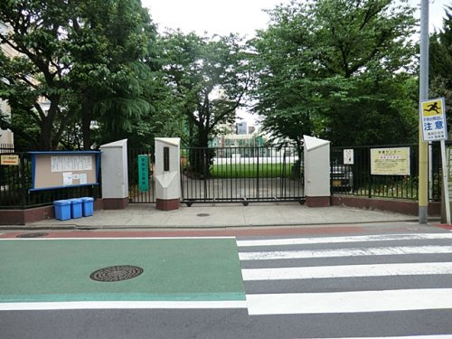 豊島区立巣鴨北中学校の画像