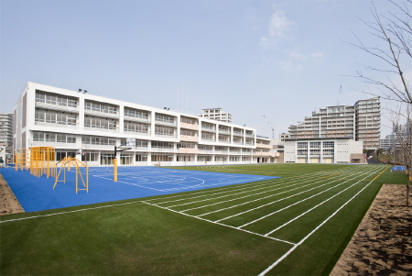  足立区立新田学園の画像1