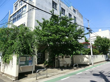 文京区立第十中学校の画像2