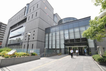 大阪市立 中央図書館の画像1