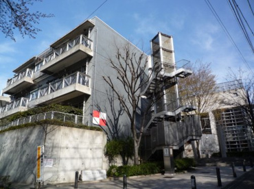 新宿区立落合中学校の画像1