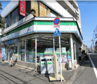 ファミリーマート 平和台店