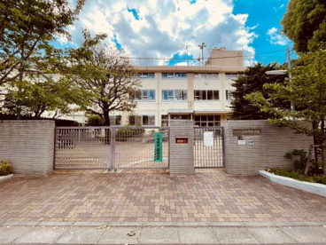 中野区立南中野中学校の画像1