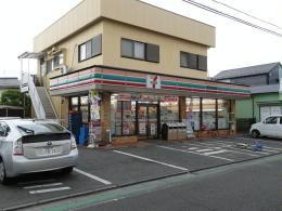 セブン‐イレブン 茅ケ崎ラチエン通り店の画像1