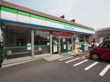 ファミリーマート練馬谷原六丁目店の画像1