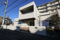 西東京市芝久保図書館