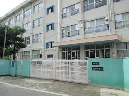 豊中市立第十中学校の画像1