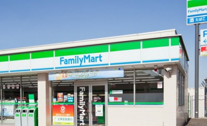 ファミリーマート南河内祇園店の画像1