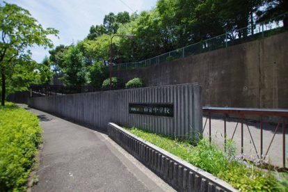 川崎市立南菅中学校の画像3