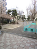 東坂下二丁目公園