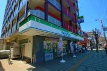 ファミリーマート俊徳道店