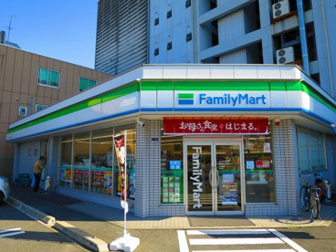 ファミリーマート長田東二丁目店の画像1
