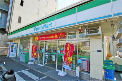 ファミリーマート荒本北店の画像1