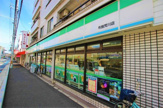 ファミリーマート布施荒川店