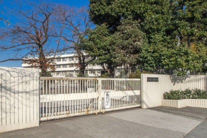 府中市立小柳小学校の画像1