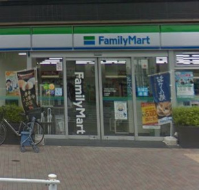 ファミリーマート中央月島三丁目店の画像1