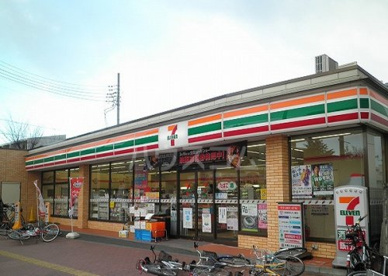セブンイレブン調布飛田給1丁目店の画像1